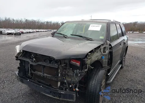 2015 Toyota 4Runner Limited z USA, uszkodzony, nr VIN JTEBU5JR3F5209988